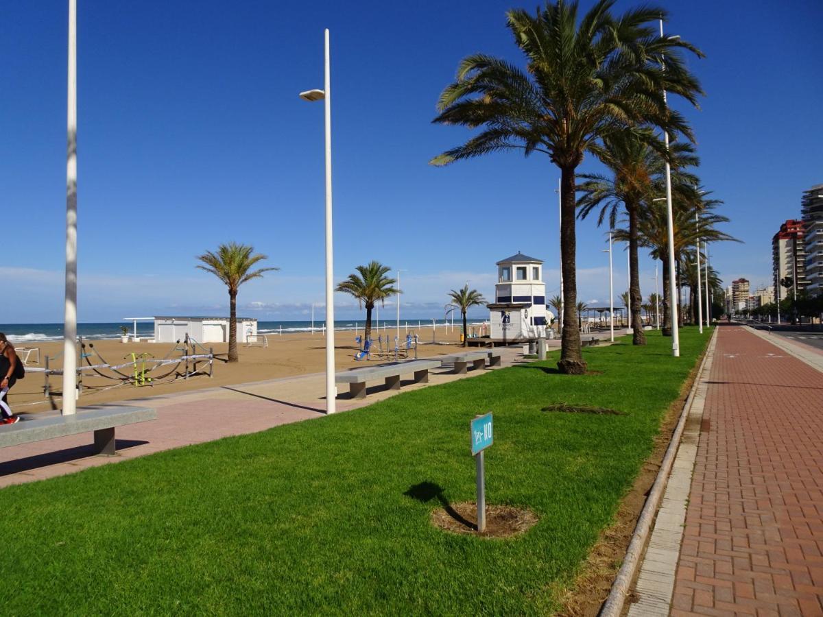 Universidad Del Mar - Alquiler Solo Familias กันดิอา ภายนอก รูปภาพ