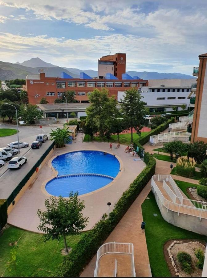 Universidad Del Mar - Alquiler Solo Familias กันดิอา ภายนอก รูปภาพ
