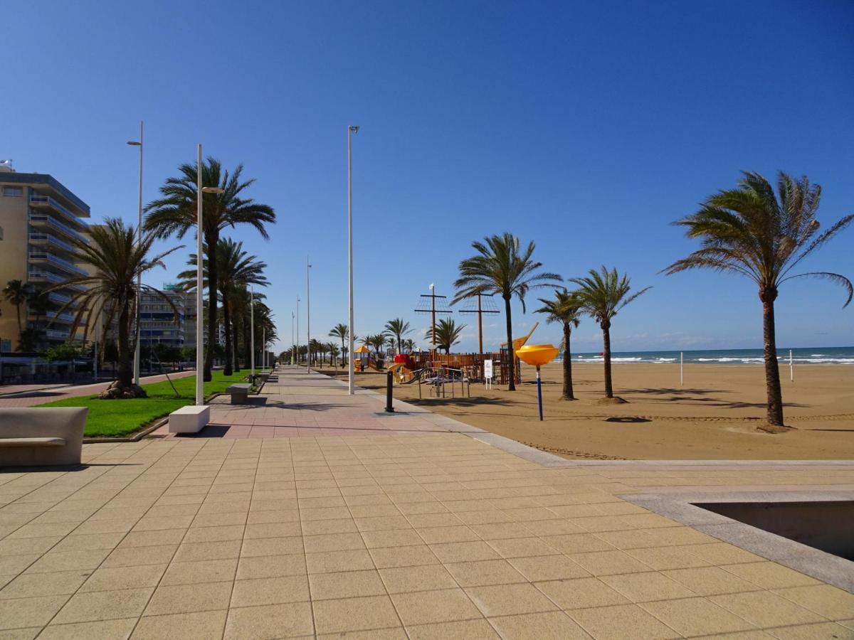 Universidad Del Mar - Alquiler Solo Familias กันดิอา ภายนอก รูปภาพ